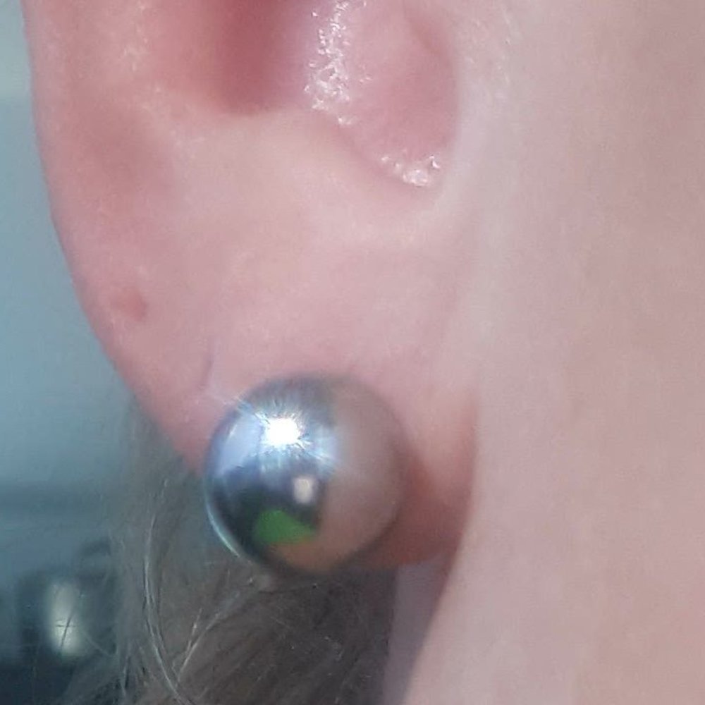 Metal earrings - Picture 5 of 6